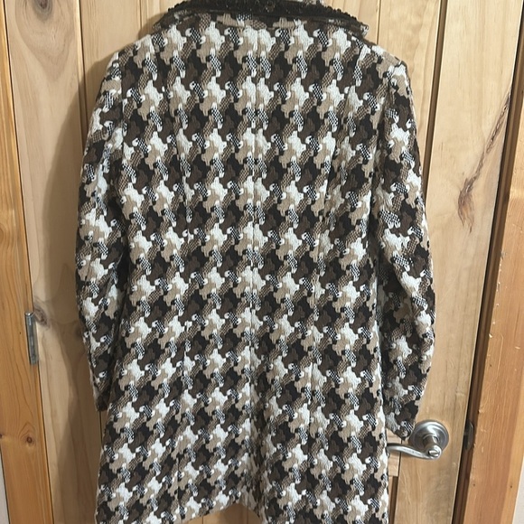 Vintage Nine West Houndstooth Coat in Brown/White/Tan Tweed Wool Coat. - Picture 5 of 7